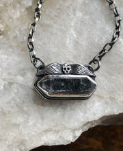 Load image into Gallery viewer, Quartz Memento Mori Necklace