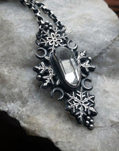 Load image into Gallery viewer, Quartz Snowflake Necklace