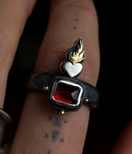 Load image into Gallery viewer, On Sale! Sacred Heart Ring ~ size 7