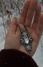 Load image into Gallery viewer, Quartz Snowflake Necklace