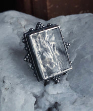 Load image into Gallery viewer, Quartz Crystal Snowflake Ring~6.75-7