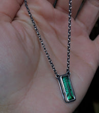 Load image into Gallery viewer, Simple Green Tourmaline Pendant