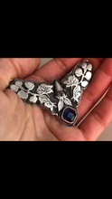Load image into Gallery viewer, Iolite &amp; Wolfsbane Necklace