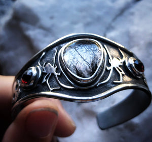 Black Widow Cuff~ size small